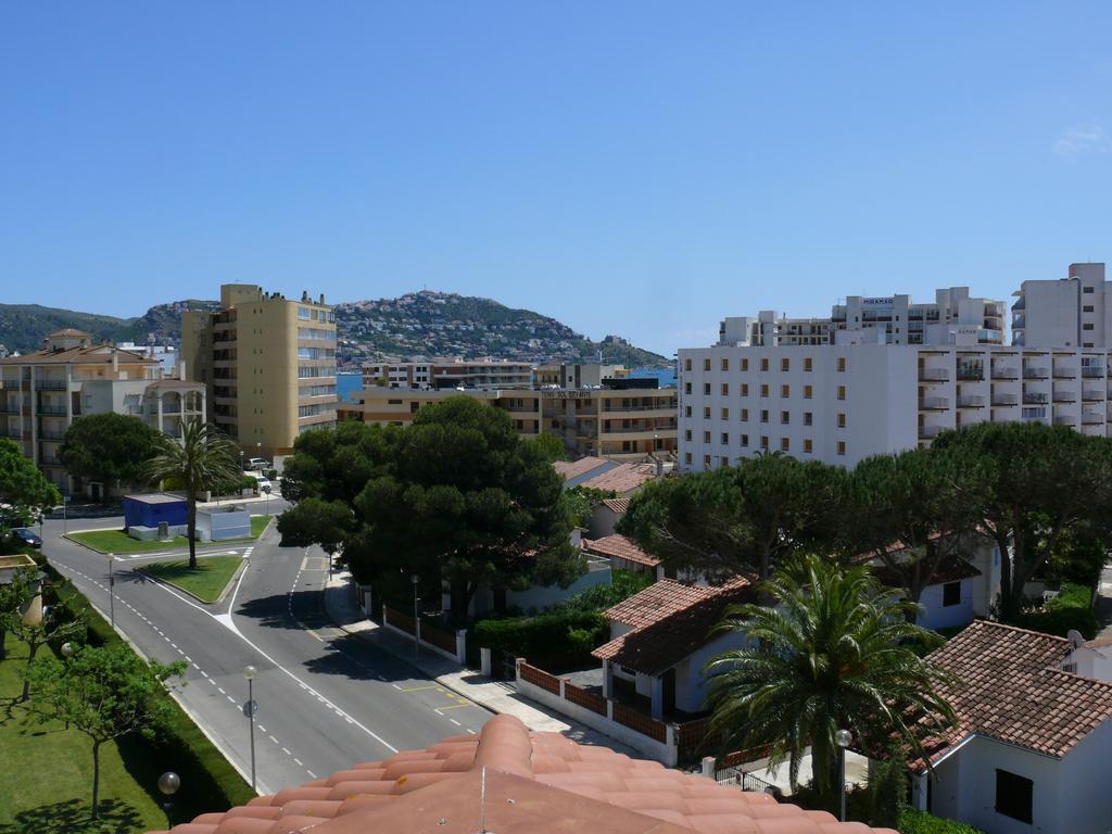 Bay Hotel Roses Exterior foto
